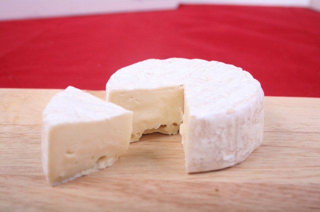 Brie-640x425 Le prix du panier de courses était stable en 2015