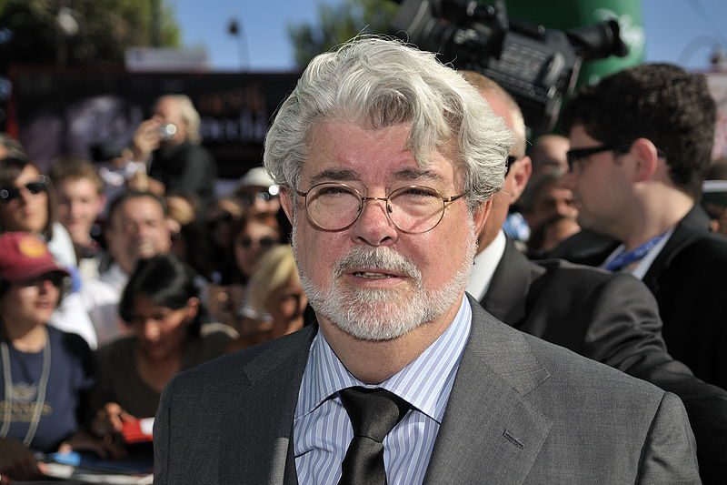 Star Wars 7 : la réaction de George Lucas lui vaut des excuses envers Disney