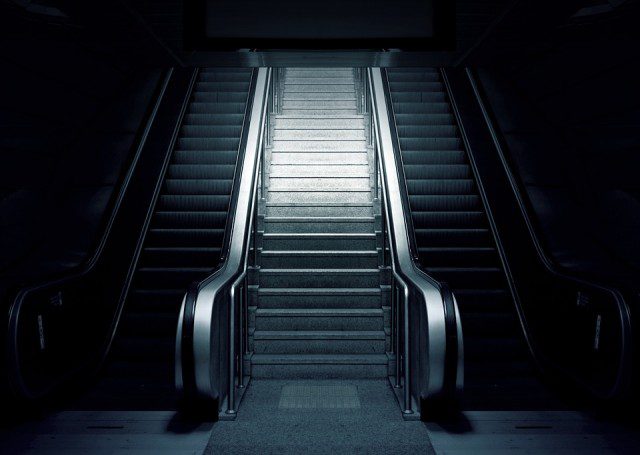 Les-escaliers-du-métro-640x455 Trouble de sommeil chez l’enfant : l’hypnothérapie est-elle conseillée ?