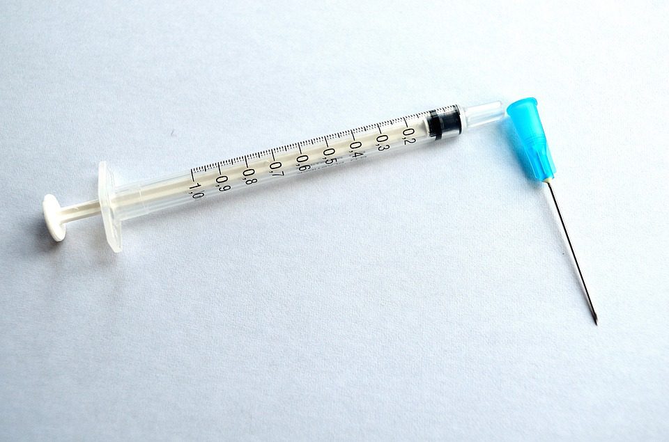 Calendrier vaccinal 2017 : extension du vaccin contre le papillomavirus humain aux jeunes homosexuels