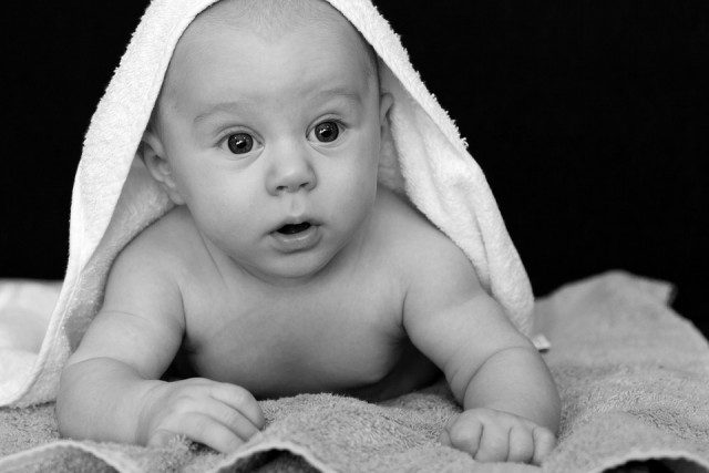 Bébé-3-640x427 Pourquoi solliciter les services d’un coursier pas cher ?