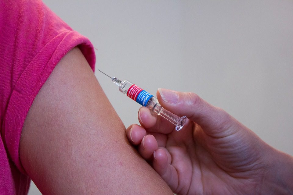Un patch remplacera le vaccin de la coqueluche pour les adultes