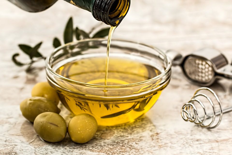 Les huiles végétales meilleures pour la santé que le beurre : c’est faux !