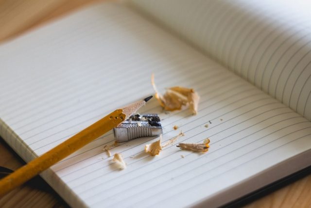 Ecole-640x429 PODCAST : La Data Room analyse l'explosion de 32% du titre d'Oracle suite à ses derniers résultats - 10/09 - BFMTV