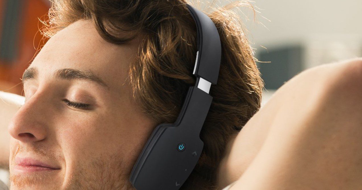 Un casque audio sans fil et Bluetooth pour écouter tranquillement de la musique