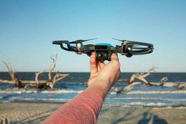 DJI-Spark-640x427 Curiosity sur Mars : le rover face à un problème pour ses un an