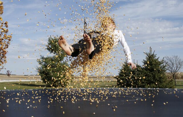 Trampoline-pour-enfant-640x409 Parfum en cas de transpiration : une activation insolite