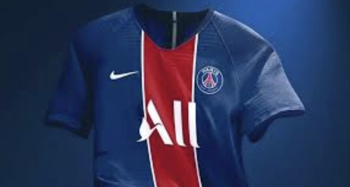 Comment reconnaître un faux maillot du PSG ?