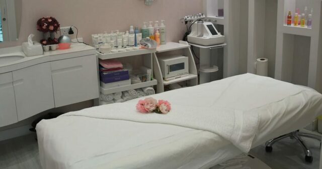 comment-faire-le-choix-de-la-table-de-massage-ideale-640x337 Une femme d’une vingtaine d’années transmet le virus Zika à son partenaire