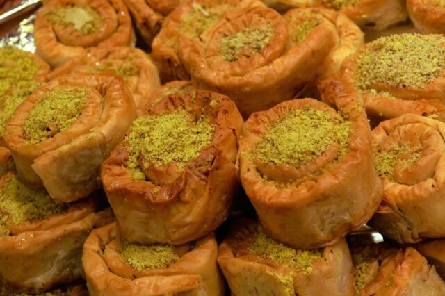 connaissez-vous-les-desserts-marocains-640x426 Les poudres colorées pendant les courses auraient un pouvoir dangereux