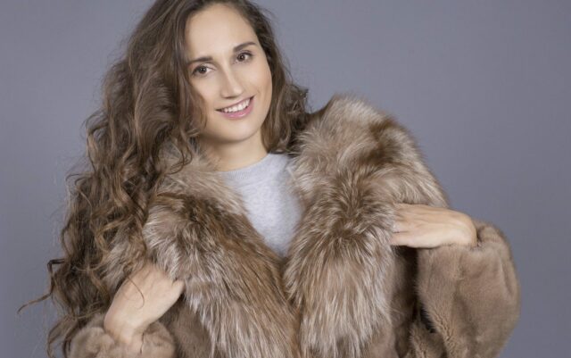 combien-coute-un-manteau-de-fourrure-pour-femme-640x401 Léo Mattéï sur TF1 : Jean-Luc Reichmann exprime sa satisfaction face aux départs récents