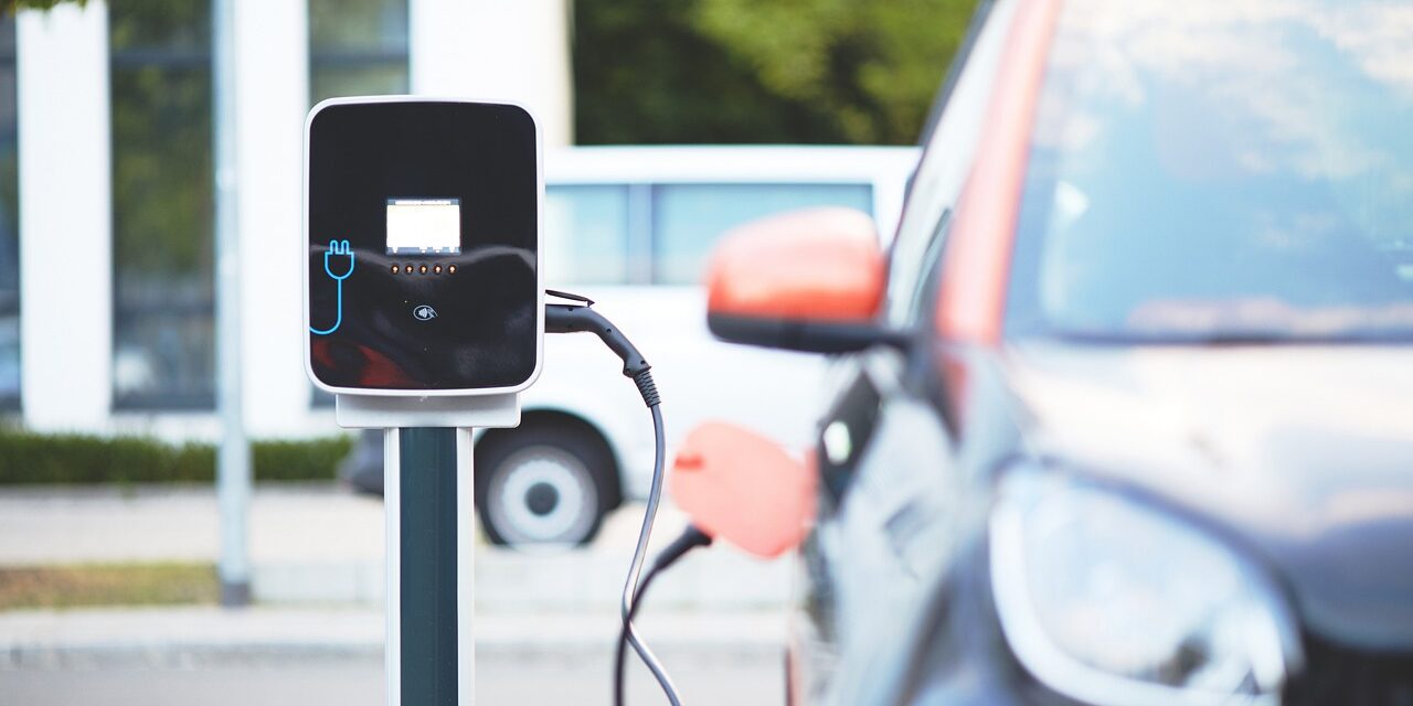 En moyenne, quel est le temps de recharge d’un voiture électrique chez soi ?