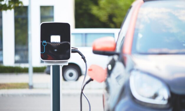 En moyenne, quel est le temps de recharge d’un voiture électrique chez soi ?