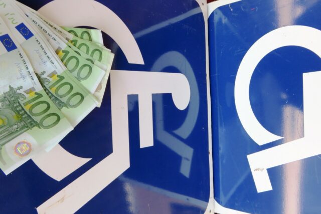 aah-et-ass-640x427 Budget de la Sécurité sociale : les recettes adoptées, le débat sur la suspension de la réforme des retraites s’ouvre