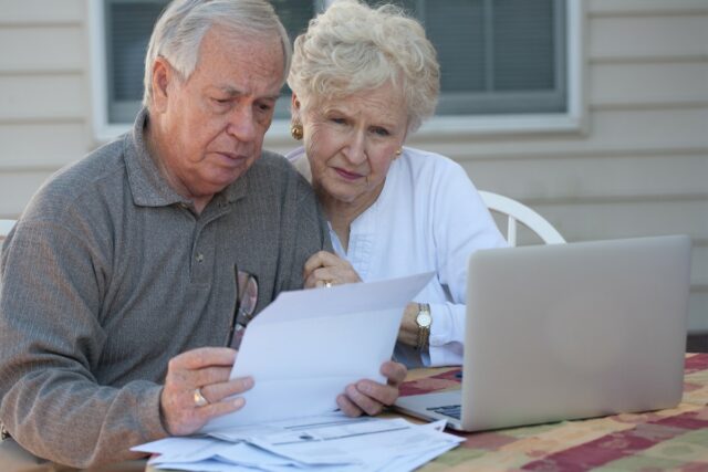 retraite-640x427 Quelles augmentations de retraite prévoir pour 2026 ?