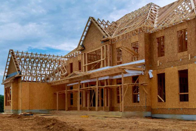 construction-sur-mesure-valorisation-de-votre-bien-640x427 Guide pratique : comment choisir sa benne selon son chantier