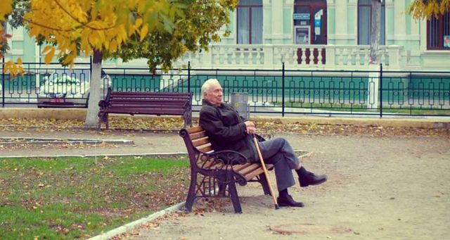 Retraite-640x341 À 55 ans, commencez à épargner pour votre retraite sans tarder