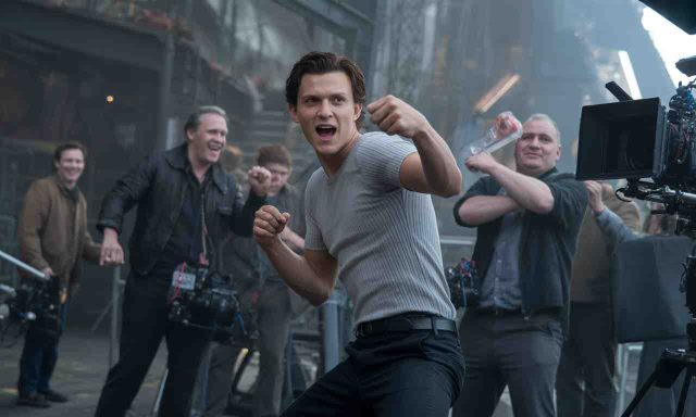 La-maniere-dont-Tom-Holland-a-defie-une-des-plus-grandes-regles-de-Christopher-Nolan-sur-le-tournage-640x384 Maya Lauqué en tant que maman solo : découvrons Cyril Denis, le musicien et père de ses deux enfants.