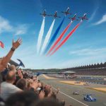 découvrez les coulisses des impressionnantes démonstrations aériennes de la patrouille de france au gp explorer 3 du mans : émotion, vitesse et adrénaline garanties lors de ce show unique mêlant passion des airs et sensations fortes sur circuit !