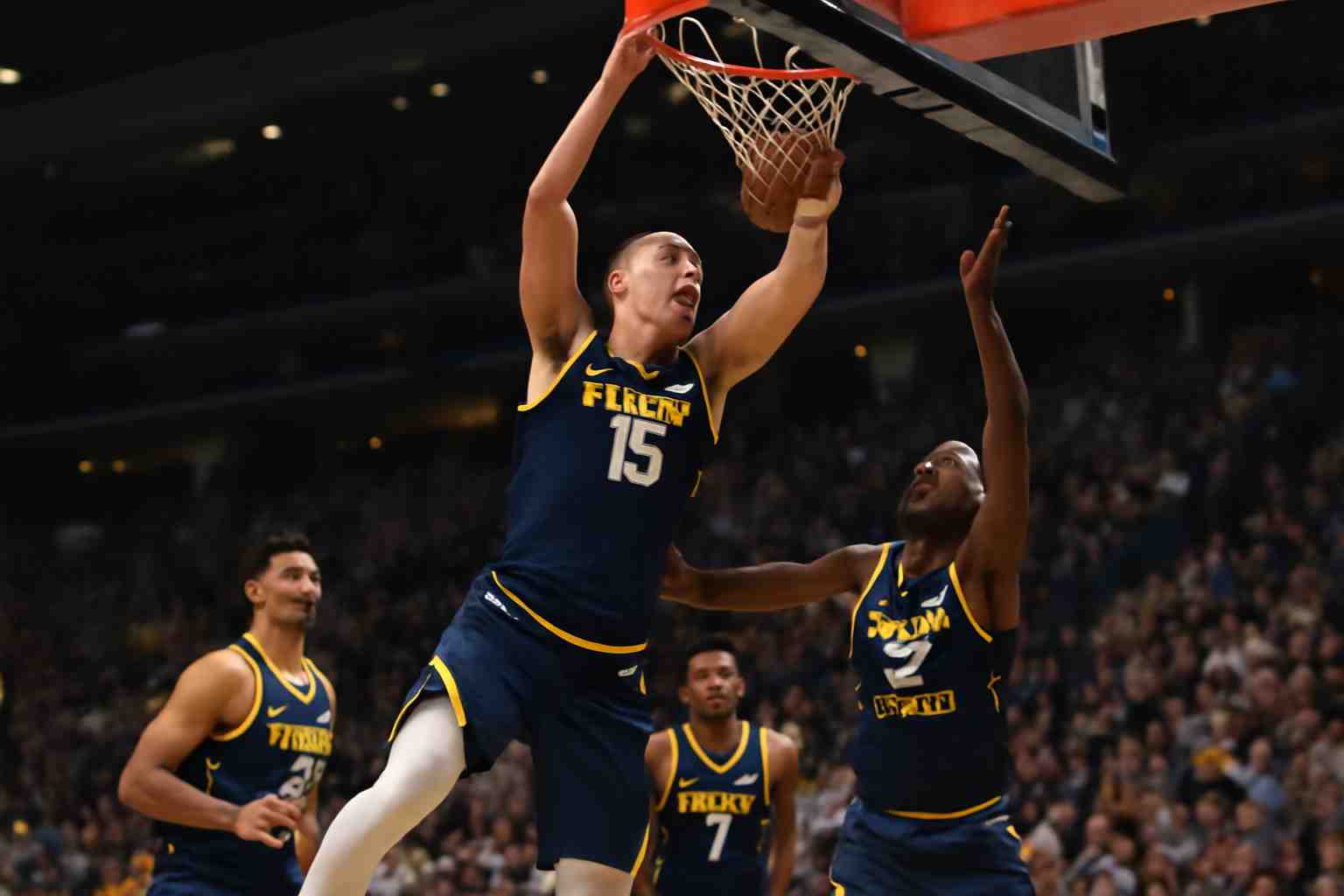 ne manquez pas le match en direct entre les denver nuggets et les indiana pacers le 9 novembre 2025. suivez chaque action du choc nba pour vivre une soirée de basket intense.