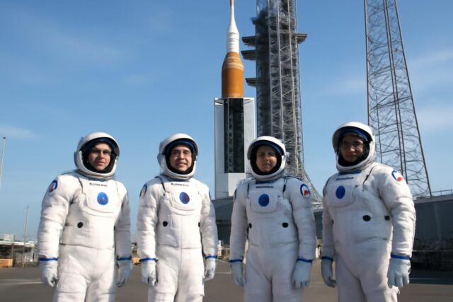 La-NASA-se-prepare-a-lancer-Artemis-2-quatre-astronautes-en-mission-vers-lorbite-lunaire-640x427 Île d'Oléron : l’enquête privilégie la piste psychiatrique après l’incident impliquant des passants