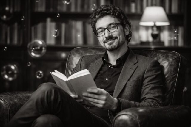 David-Foenkinos-prone-lhumour-comme-remede-a-notre-epoque-dans-Je-suis-drole--640x427 Une escapade dominicale à la campagne : les invités de Frédéric Lopez s'invitent le 2 novembre 2025 (vidéo) - Stars Actu