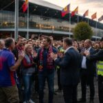 le fc bâle refuse d'accueillir le concert de kanye west dans son enceinte sportive, suscitant réactions et débats.