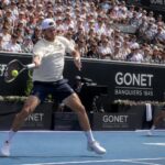 suivez le match passionnant entre alex michelsen et learner tien en quarts de finale de l'atp 250 à genève, ce jeudi 21 mai 2026. ne manquez aucune action de cette rencontre sportive incontournable.