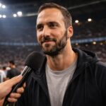 découvrez les déclarations de higuain saluant raul, affirmant qu'il mérite pleinement cette reconnaissance dans le monde du football.