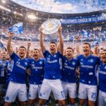le fc schalke 04 célèbre son retour triomphal en bundesliga avec une performance exceptionnelle, ravivant la passion de ses supporters et marquant un nouveau chapitre glorieux dans son histoire.