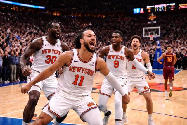 Les-Knicks-triomphent-des-Cavaliers-grace-a-une-remontee-spectaculaire-un-exploit-historique-AsatuNews.co_.id_-640x427 Victor Wembanyama en sortie de banc : les San Antonio Spurs s'imposent brillamment face à l'Oklahoma City Thunder