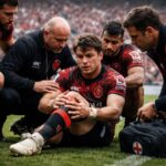 découvrez les dernières informations sur la blessure d’antoine dupont et ses implications inquiétantes pour le rugby club toulonnais (rct).