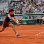 revivez en replay le duel intense des qualifications 2e tour de roland-garros entre luka pavlovic et tomas barrios vera sur france tv. ne manquez rien de cette confrontation passionnante !