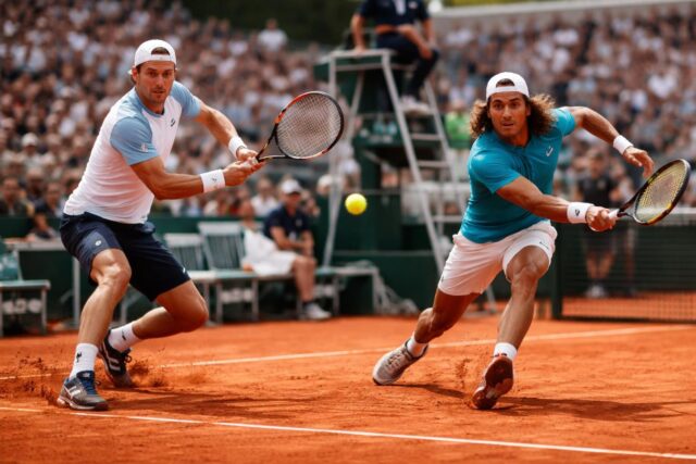 Qualifications-Roland-Garros-Revivez-le-duel-intense-du-1er-tour-entre-Hugo-Grenier-et-Lloyd-Harris-en-replay-sur-France-TV-640x427 ???? Susic et Espí : compositions officielles dévoilées pour Real Sociedad vs Levante - OneFootball
