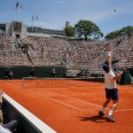 suivez en direct le deuxième tour de roland-garros 2026 le jeudi 28 mai avec toutes les mises à jour, scores et moments forts du tournoi de tennis.