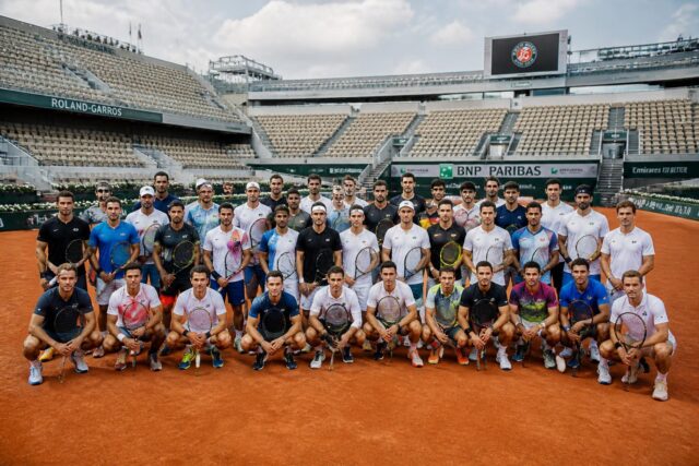 Roland-Garros-Decouvrez-les-32-favoris-du-tableau-masculin-dUnivers-Tennis-640x427 « Il va les rendre fous ! » : Un joueur français d'Orlando dévoile le défi du leadership, l'effervescence Disney et les décalages horaires qui attendent Griezmann en Floride – RMC Sport
