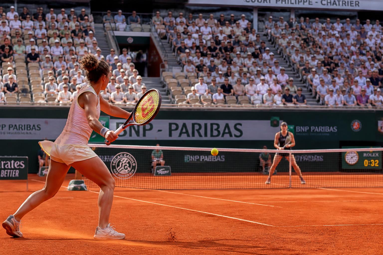 revivez le duel intense du 2e tour de roland-garros entre jasmine paolini et solana sierra en replay sur france tv. ne manquez rien de ce match captivant !