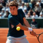 découvrez le parcours de titouan droguet à roland-garros, un défi majeur pour ce jeune talent en pleine ascension, dans les pages du républicain de l'essonne.