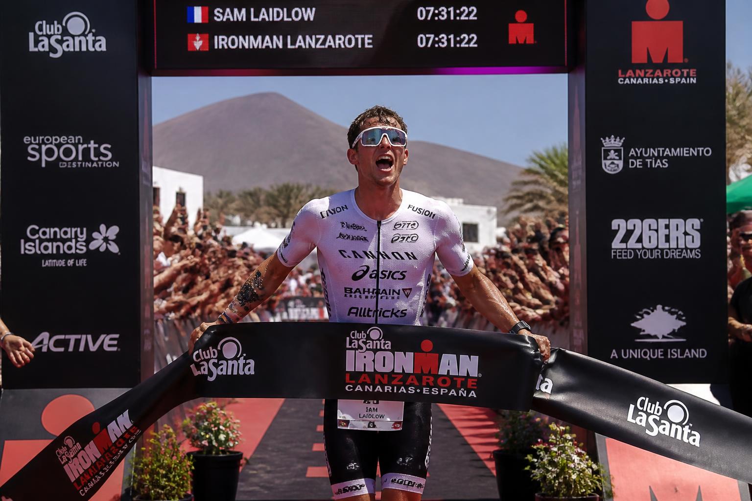 découvrez comment sam laidlow a remporté l'ironman de lanzarote en établissant un record historique, une performance exceptionnelle qui marque l'histoire de cette compétition.