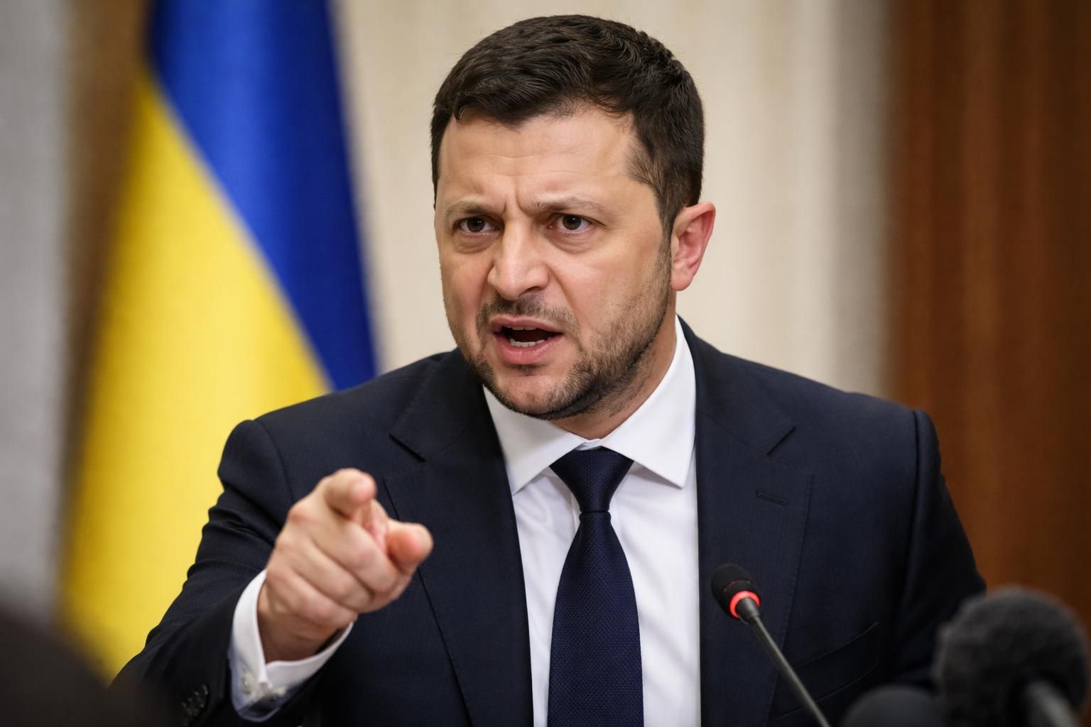 ukraine : zelensky critique vivement le refus de moscou d'accepter le cessez-le-feu dans le conflit, souligne les tensions persistantes rapportées par le quotidien, l'indépendant luxembourgeois.