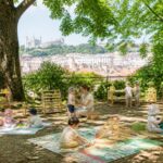 découvrez comment les crèches en plein air à lyon offrent un environnement sain et joyeux pour les tout-petits, plébiscité par les parents et éducateurs.