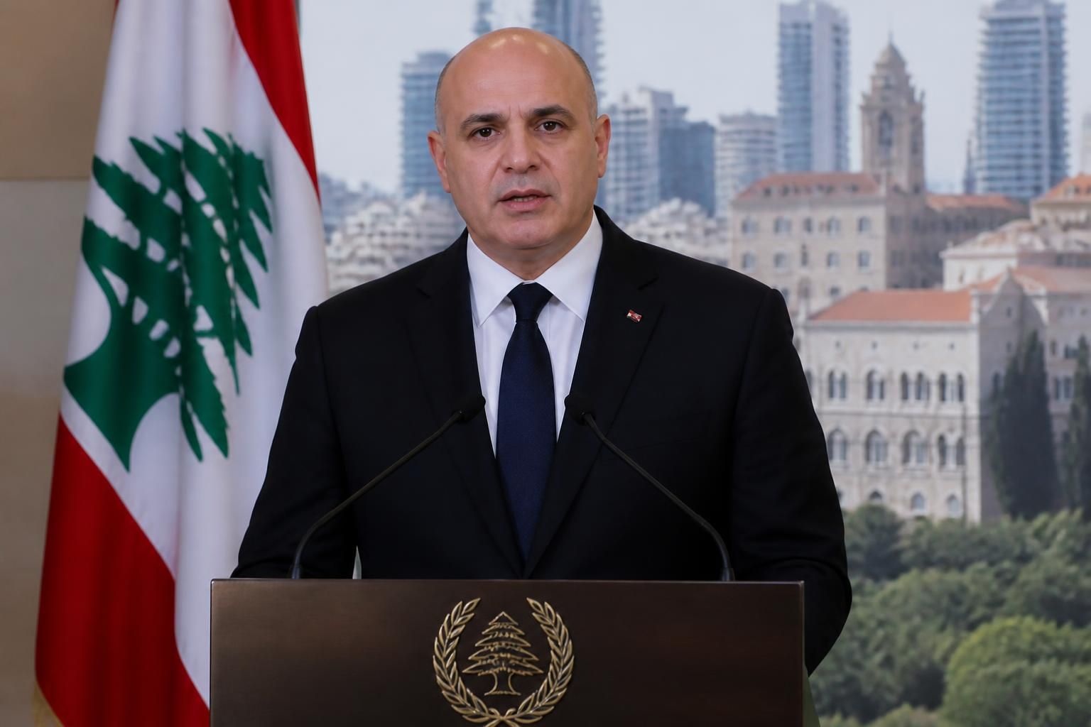 suivez en direct le président libanais appelant l'iran à mettre fin à toute ingérence au liban, dans le cadre des tensions liées à la guerre au moyen-orient, sur bfm.