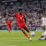 revivez les temps forts du match où le canada domine largement le qatar avec un score de 3-0 à la mi-temps, grâce à un revers écrasant en vidéo.