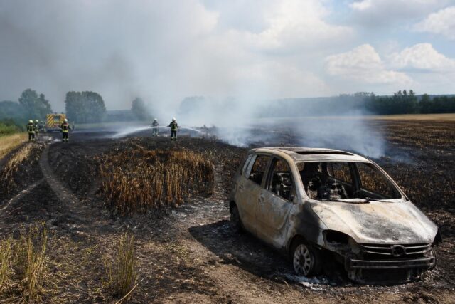 Frejairolles-Incendie-detruit-cinq-hectares-de-recolte-et-une-voiture-mais-la-catastrophe-majeure-a-ete-evitee-640x427 Un maire breton inculpé pour viols, menaces mortelles et accusations de dérives sectaires