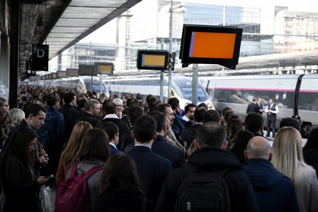 Greve-SNCF-du-10-juin-decouvrez-les-consequences-sur-vos-trajets-a-Paris-et-en-Ile-de-France-640x427 Facebook anti-radars : la justice en faveur de la relaxe pour les 13 concernés