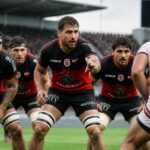 découvrez pourquoi gaël fickou considère le stade toulousain comme un défi majeur en défense dans quinze ovalie. une analyse exclusive des secrets et enjeux du rugby.