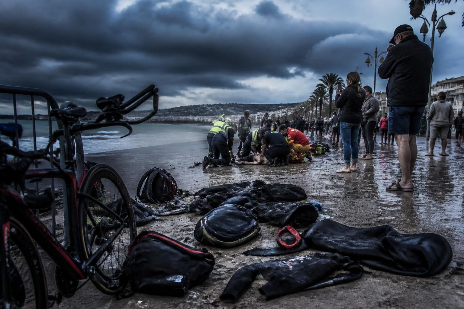 découvrez les détails du drame survenu lors de l'ironman de nice, malgré l'annulation officielle de l'épreuve. toutes les informations exclusives sur tf1 info.