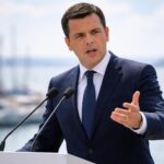 jean-philippe tanguy critique le concept de « bardellisme », le qualifiant en réalité de simple « marinisme », offrant une analyse politique incisive.