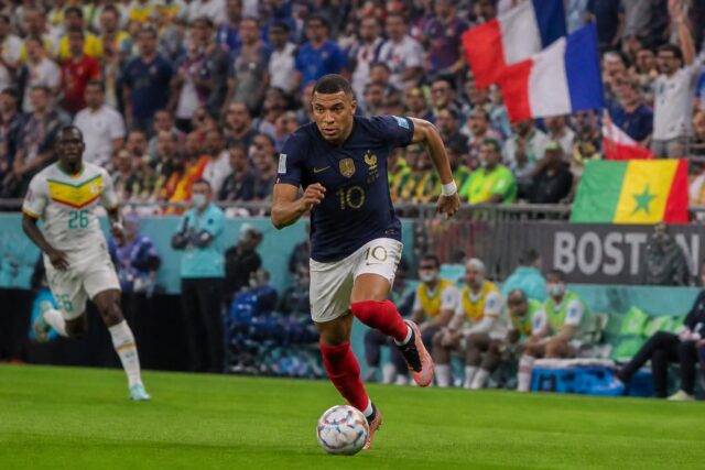 Mbappe-lincontournable-etoile-du-match-France-Senegal-les-dernieres-analyses-de-nos-envoyes-speciaux-a-Boston-640x427 Meurtre de Mehdi Kessaci à Marseille : le ministre de l'Intérieur Laurent Nuñez qualifie l'acte de crime d'intimidation et souligne un tournant décisif