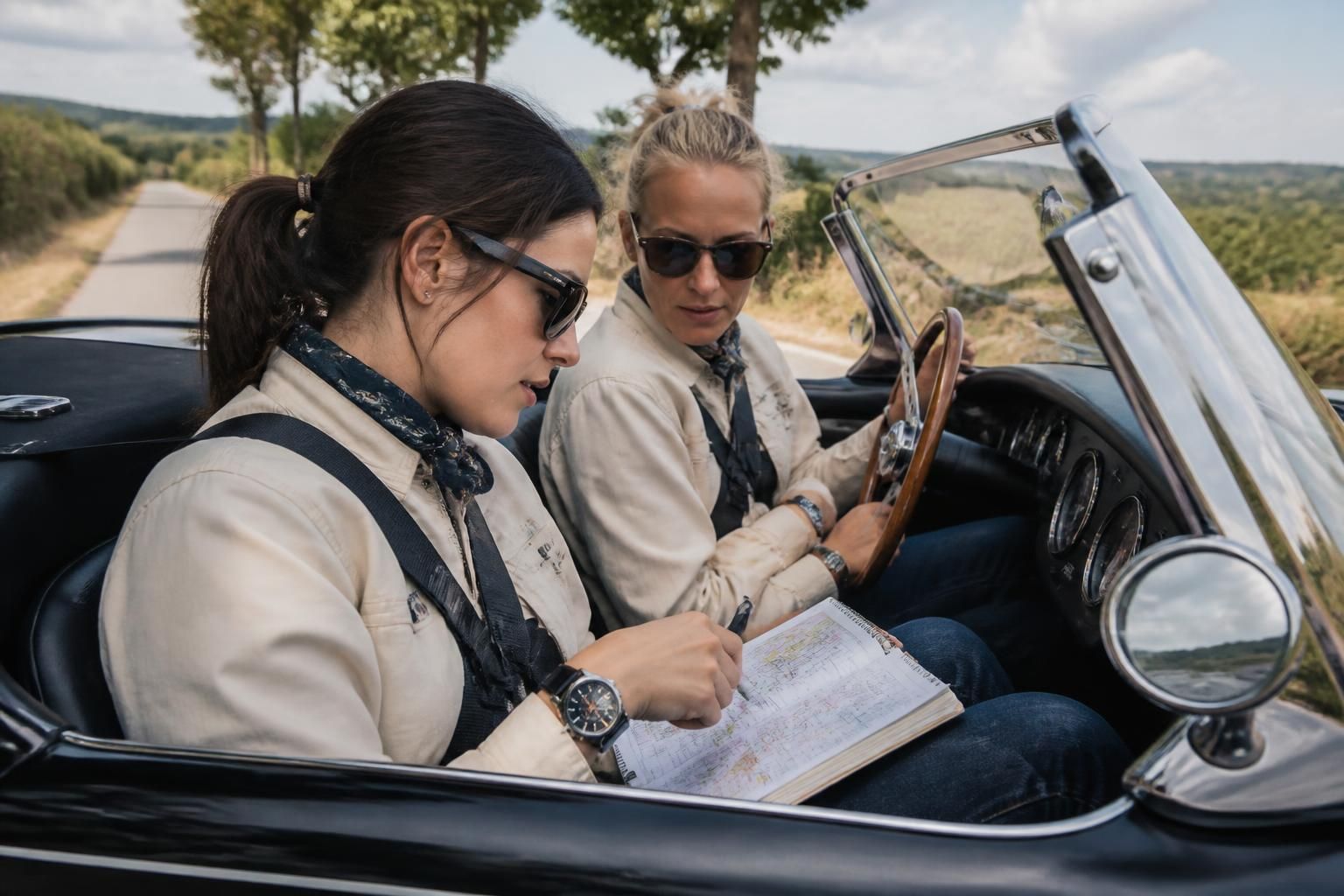 découvrez le journal de bord de zoé et lucie, duo passionné, lors du rallye des princesses richard mille, un événement exceptionnel dédié aux femmes passionnées d'automobile.